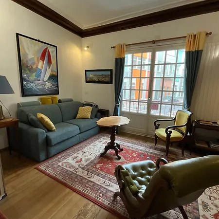 Les Tamaris Apartment *